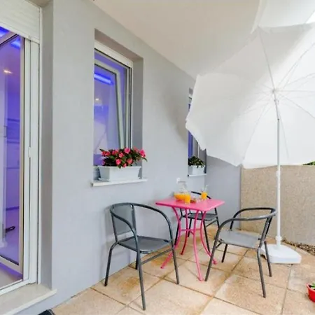 Luce Mala ספליט