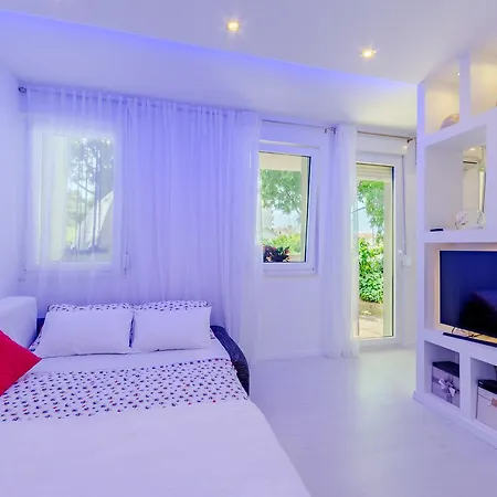 بيت ضيافة Luce Mala